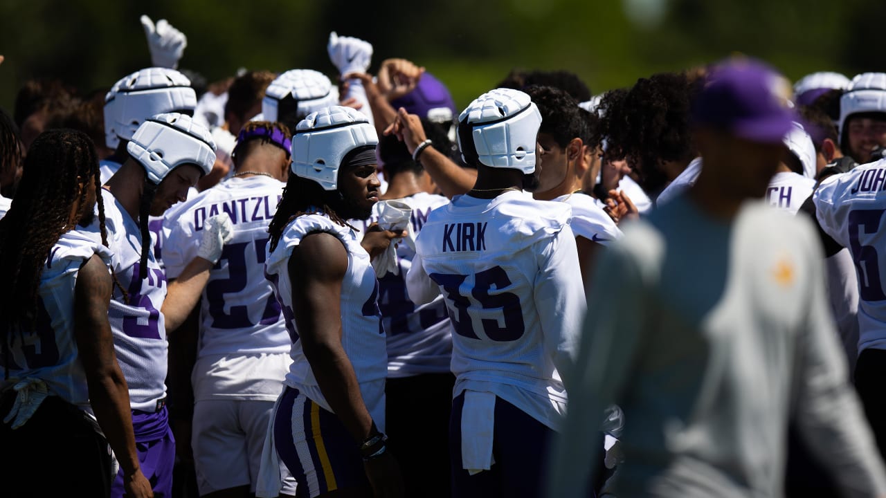 Vikings' Irv Smith Jr. forgets how young he is with Kyle Rudolph gone 