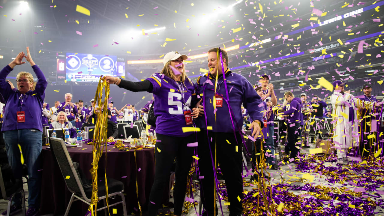 vikings draft party 2022