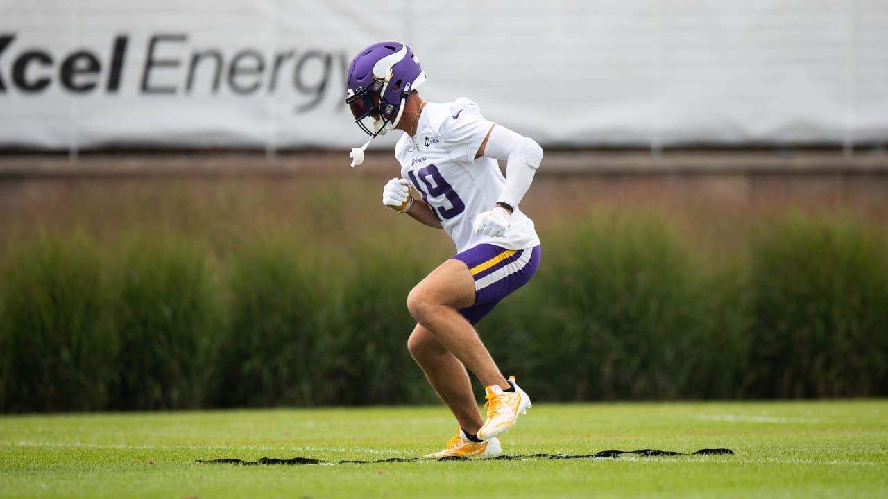 Thielen's Third Down Catches at 2022 Training Camp Practice