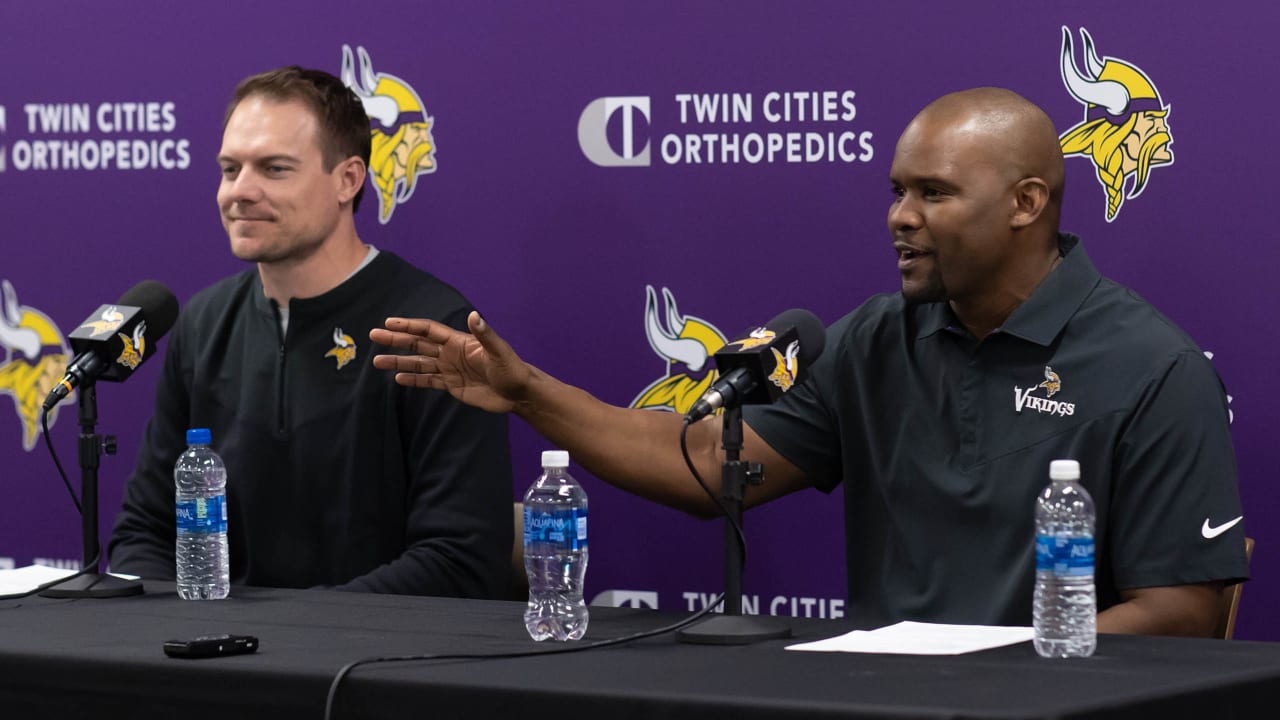 Full Press Conference: Kevin O'Connell Introduces Brian Flores as Vikings  Defensive Coordinator