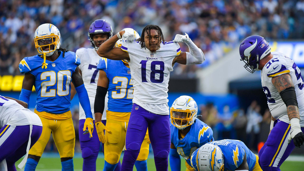 Vikings 27-20 Chargers (Nov 14, 2021) Final Score - ESPN