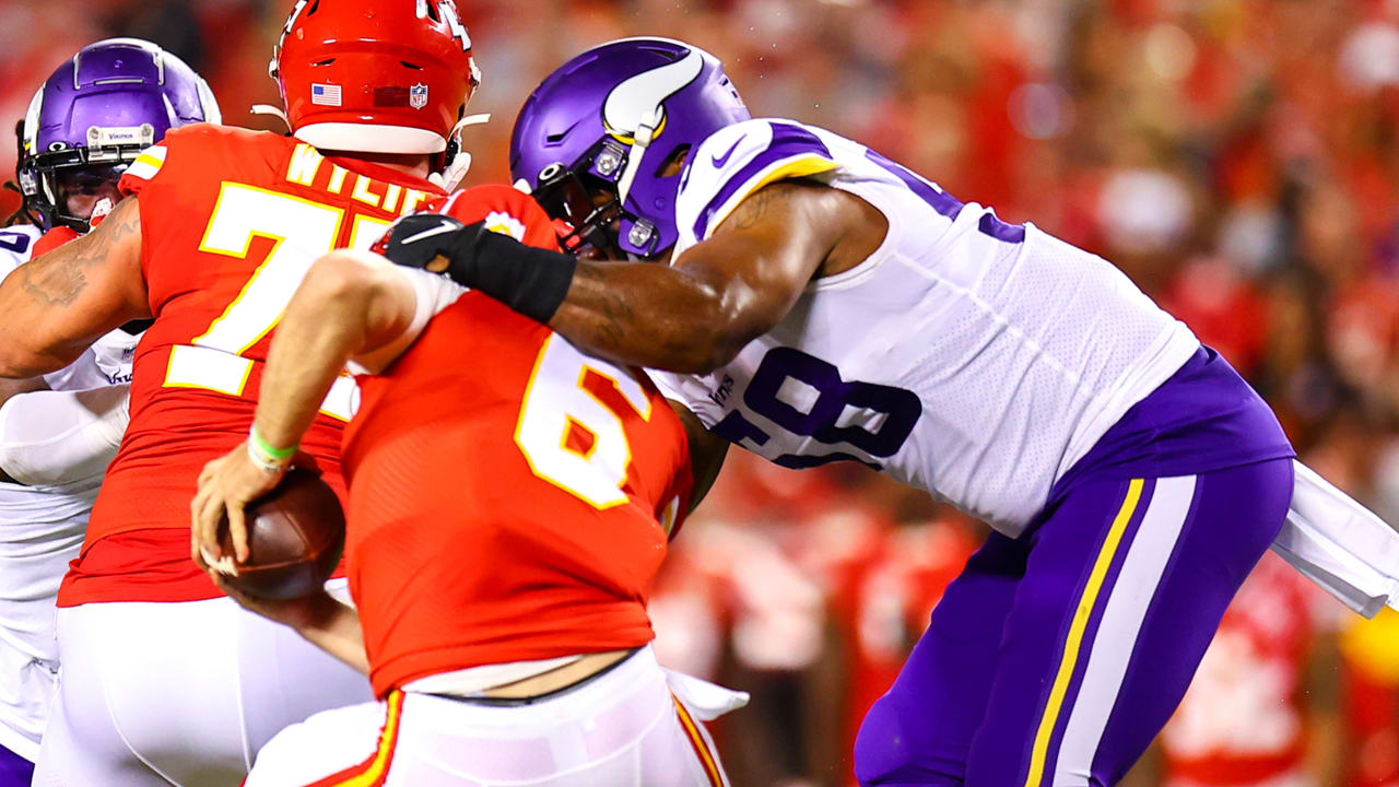 Vikings' Everson Griffen makes preseason debut, has a sack against Chiefs –  Twin Cities