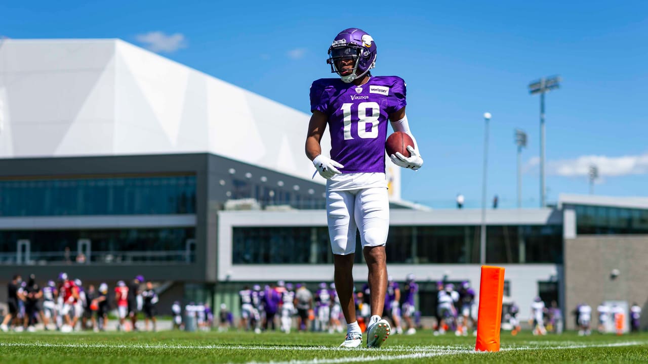 Justin Jefferson Finds End Zone at Training Camp