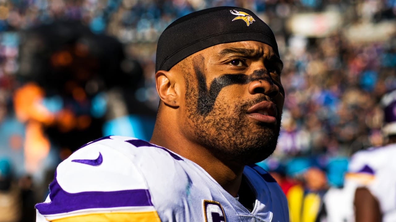 Vikings Embrace Everson Griffen the Person as he Returns to Team