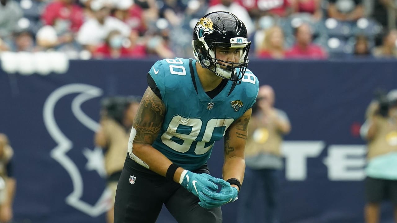 Jacksonville Jaguars Place TE James O'Shaughnessy on Injured