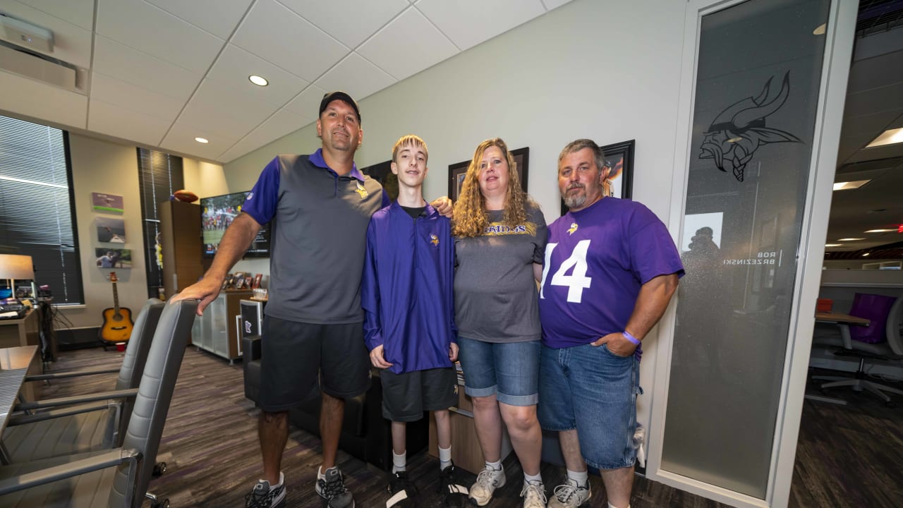 Vikings, Make-a-Wish Invite a Special Guest to Training Camp