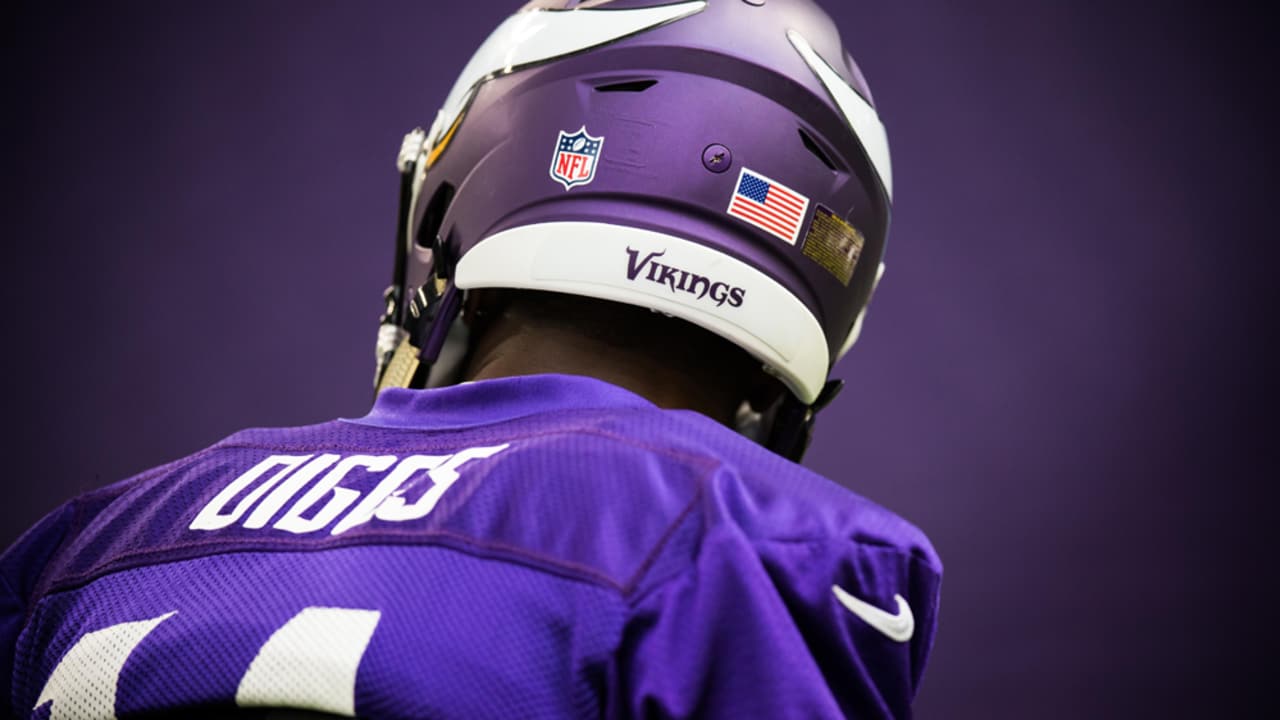 Record run by Vikings' Stefon Diggs slowed by Cardinals' Patrick Peterson –  Twin Cities