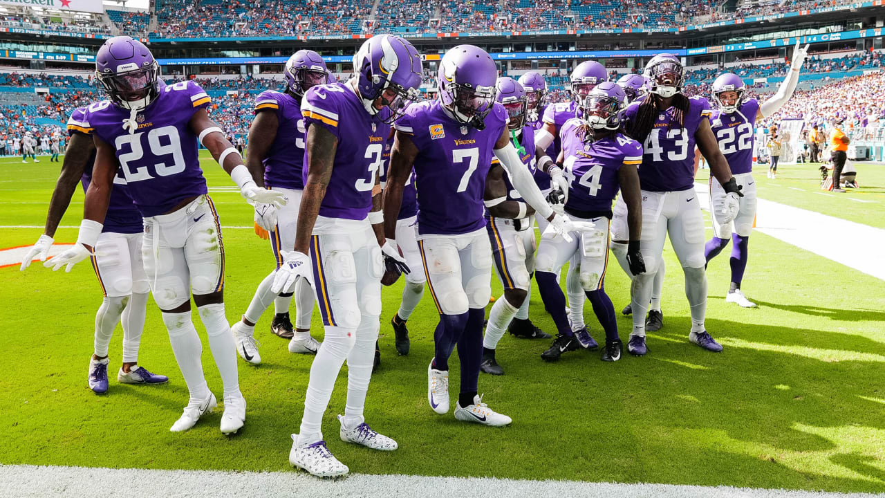 VIDEO: Vikings' Interception Celebration vs Dolphins Was Completely  Unhinged