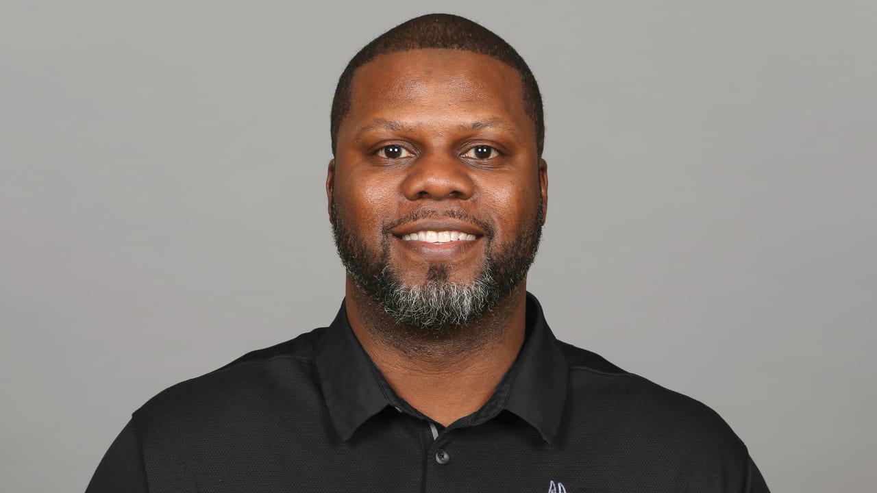 Vikings lose DB coach Daronte Jones to LSU