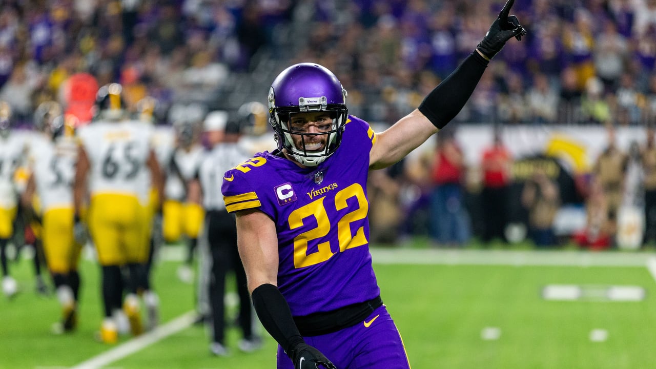 Harrison Smith Named NFL’s Best Blitzing Safety