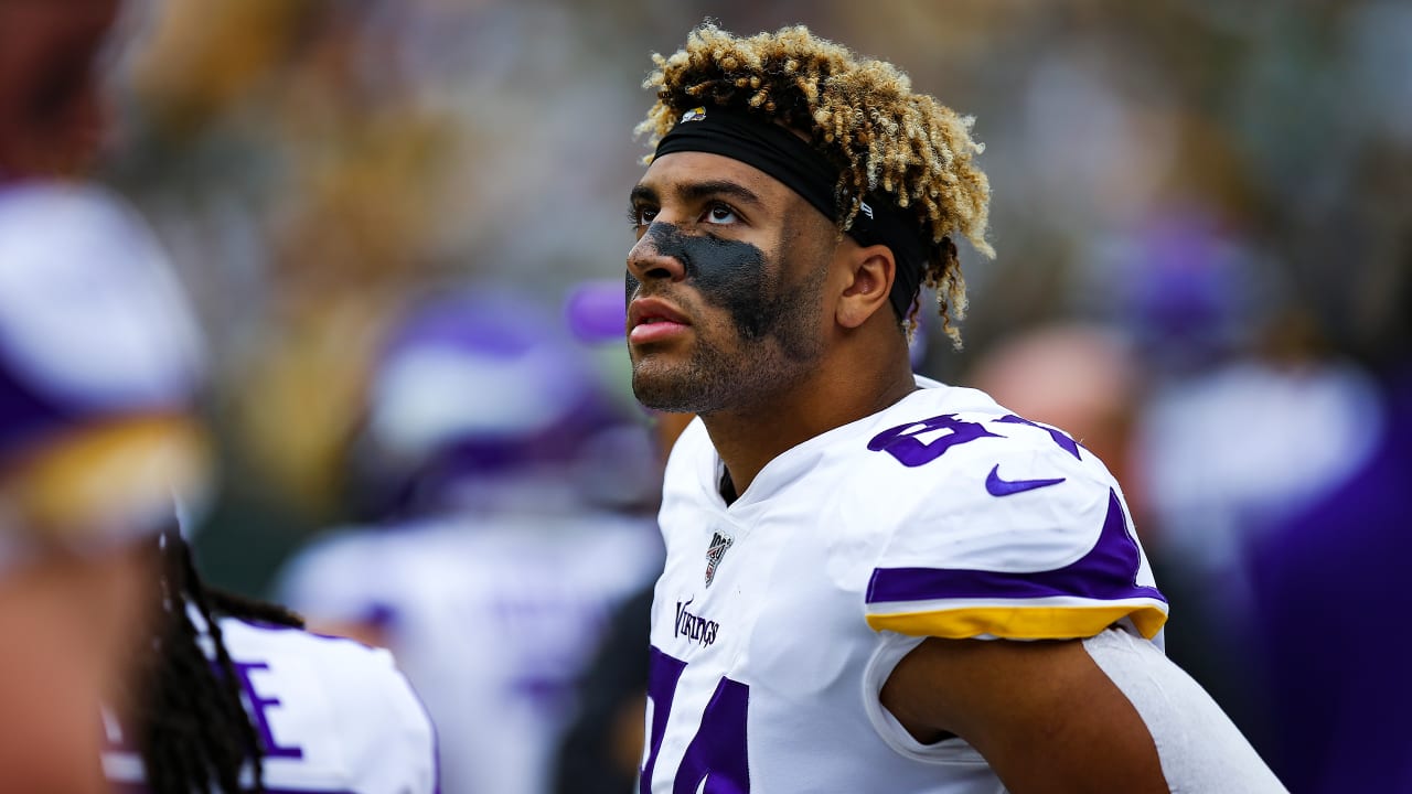 Minnesota Vikings linebacker William Kwenkeu (47) in action