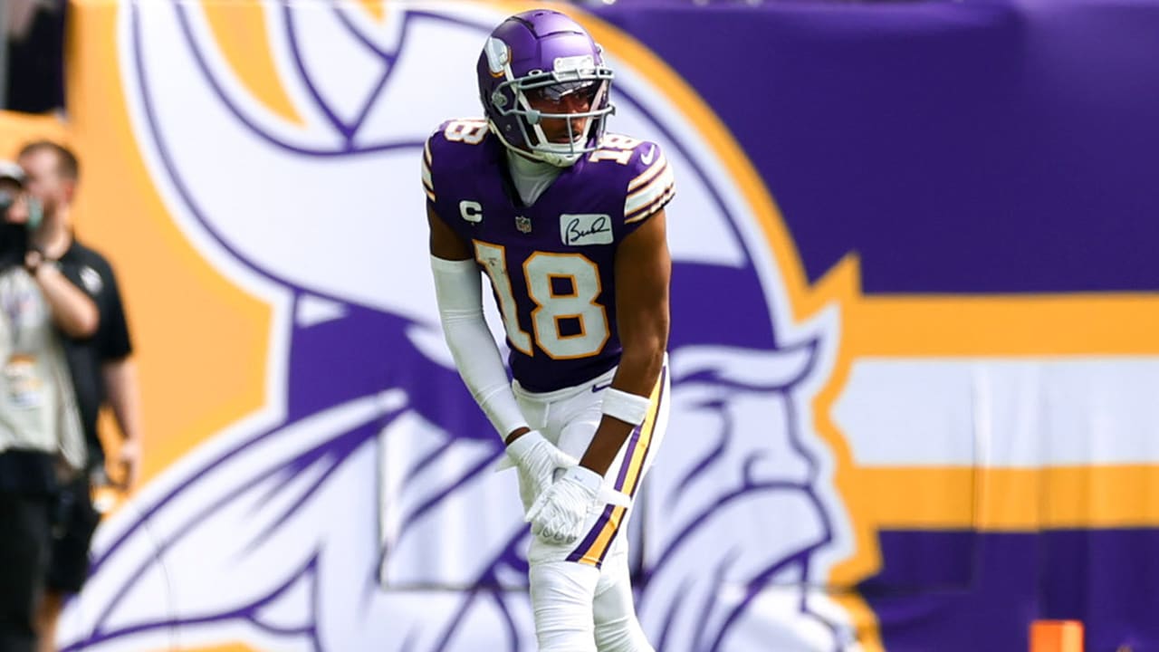 Image] Kirk Cousins and Justin Jefferson stare down former Vikings