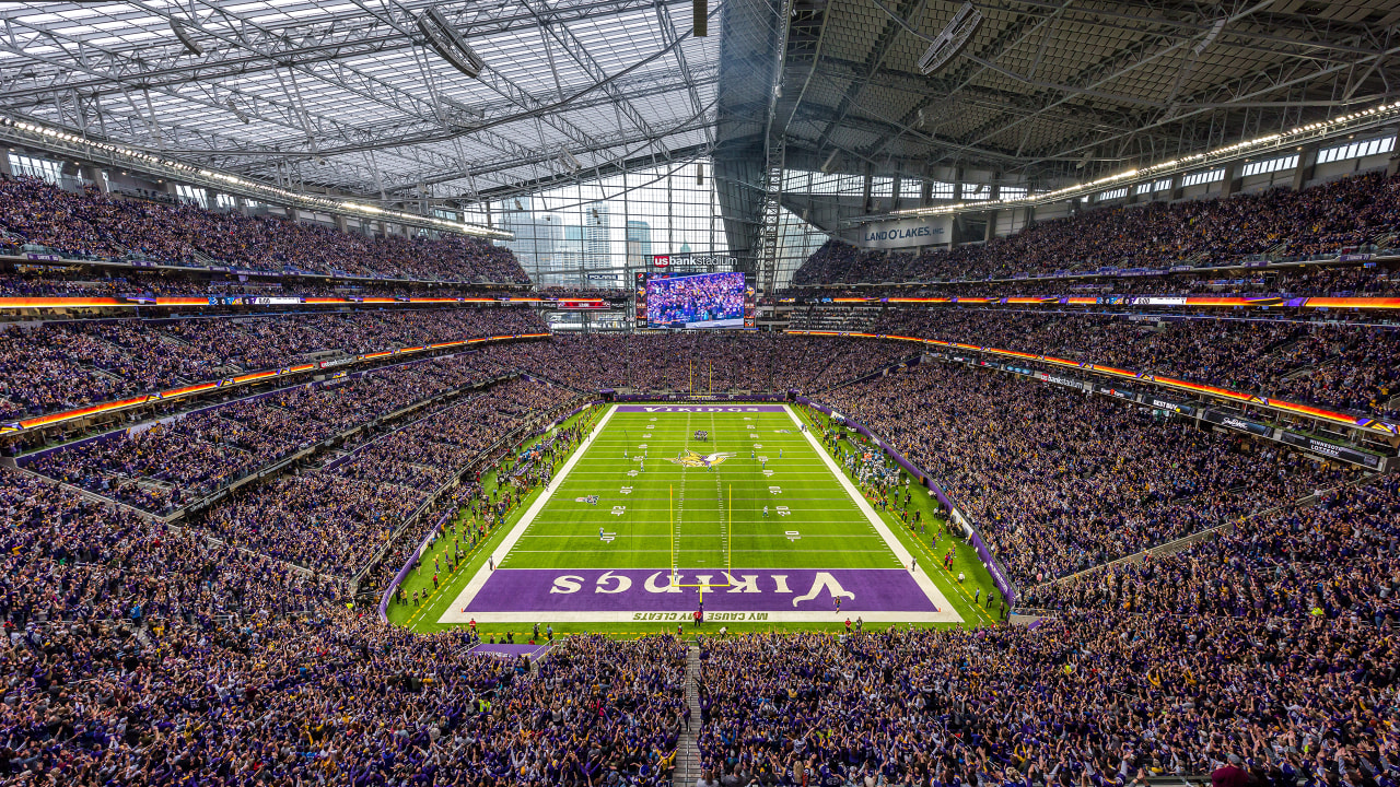 minnesota vikings jumbotron