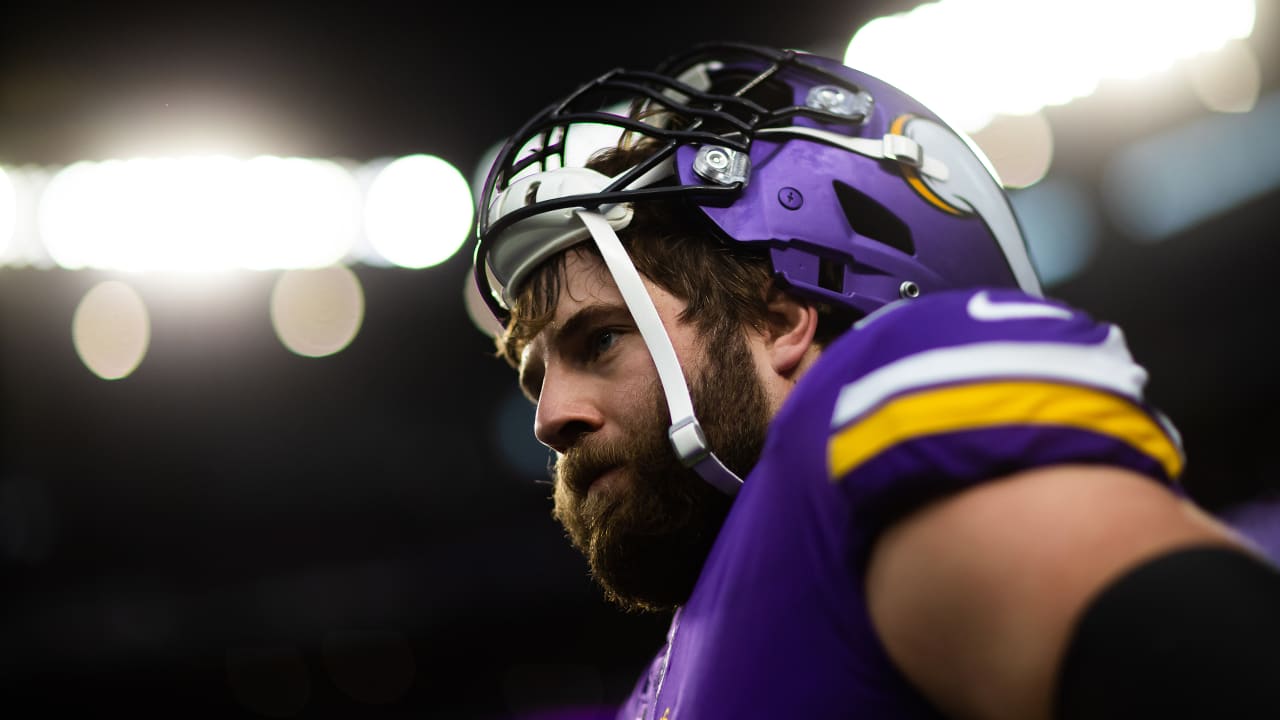 Teammates thrilled to have Riley Reiff back on Vikings offensive line