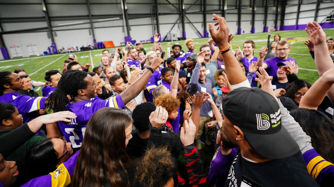 Smith Hosts Annual Big Brother Big Sisters Dodgeball Game