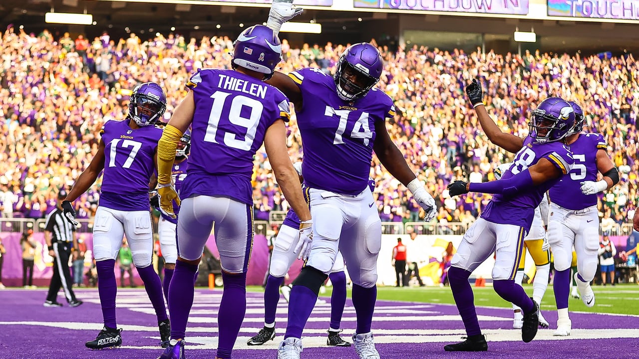 Joseph nets another game winning kick as Vikings top Packers 34-31