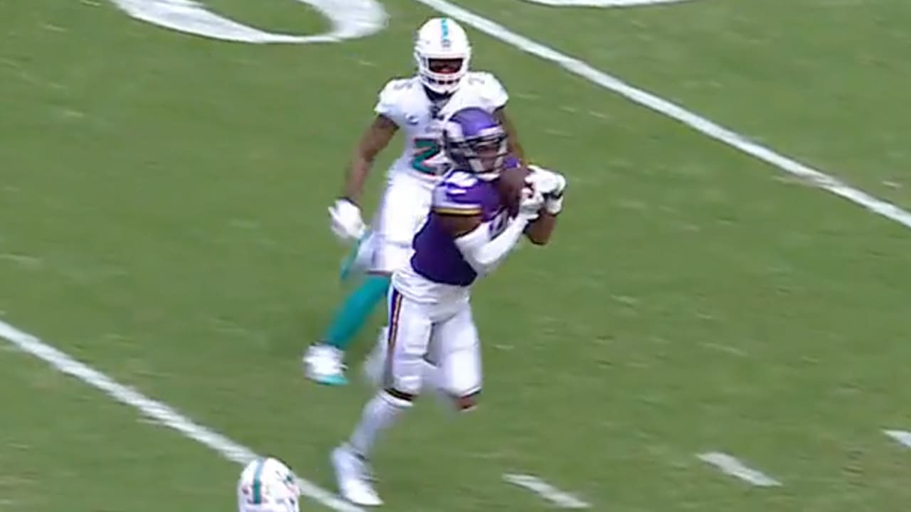 Cousins Connects With Jefferson For 18 Yards