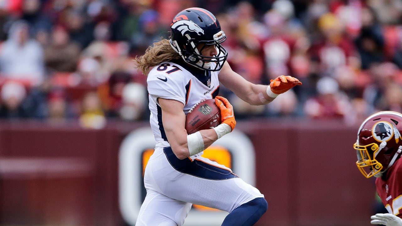 Denver Broncos: Peyton Manning 8, Super Bowl 50 – Play Action Customs