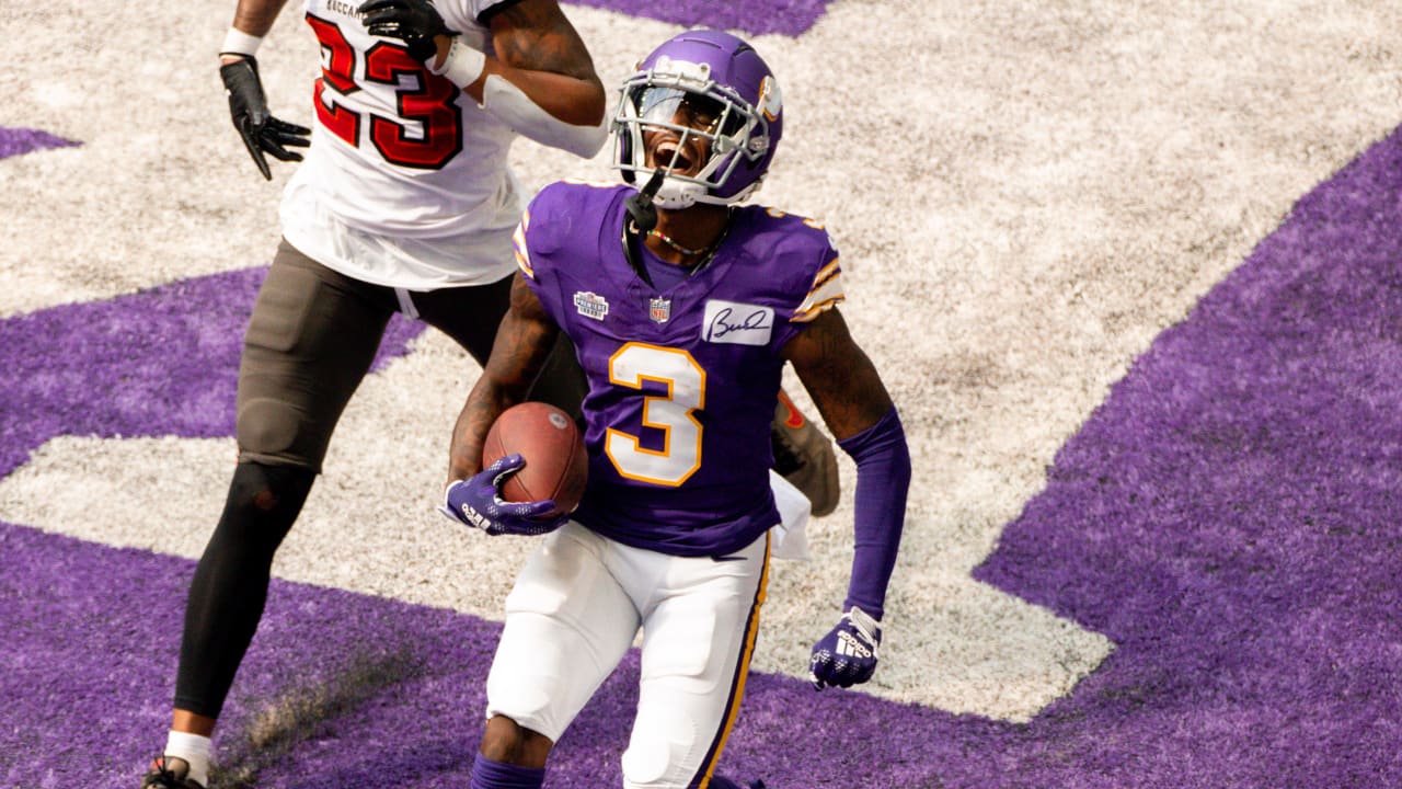 Minnesota Vikings safety Harrison Smith (22) during the second half of an  NFL football game against the Tampa Bay Buccaneers, Sunday, Sept. 9, 2023  in Minneapolis. (AP Photo/Stacy Bengs Stock Photo - Alamy