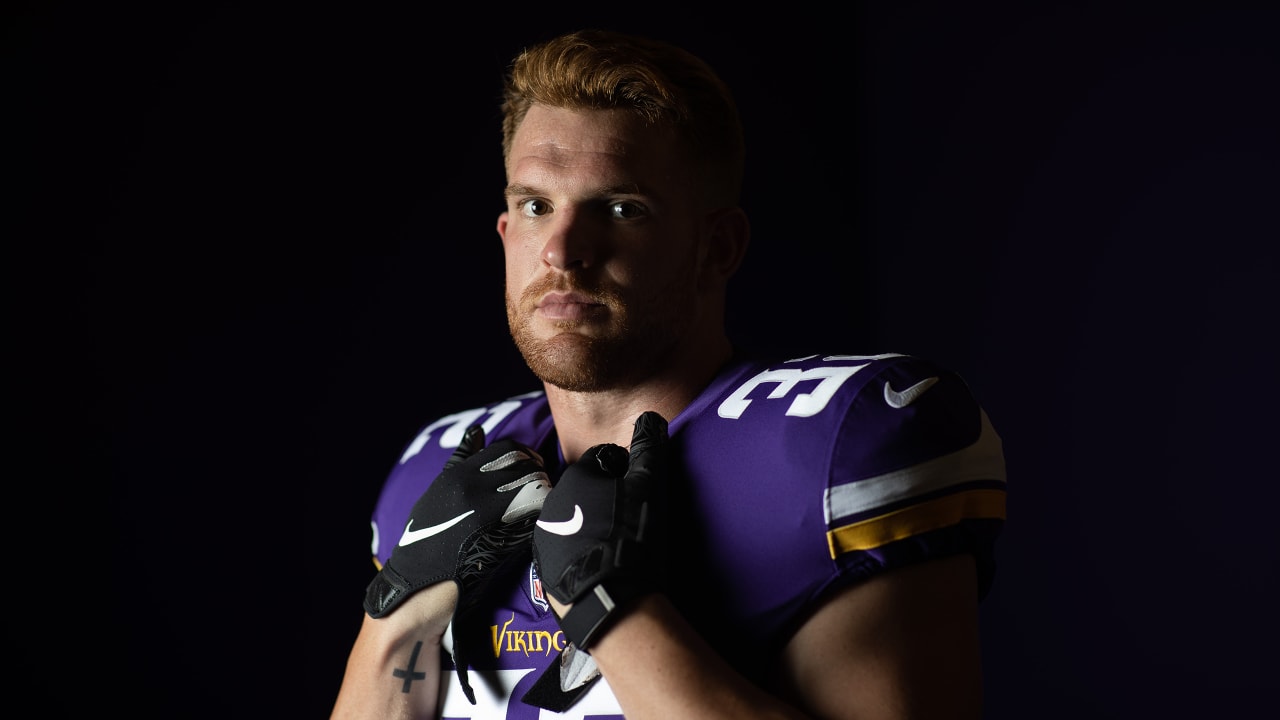 Yahoo Sports continues popular trend of sending Cam Smith to Vikings