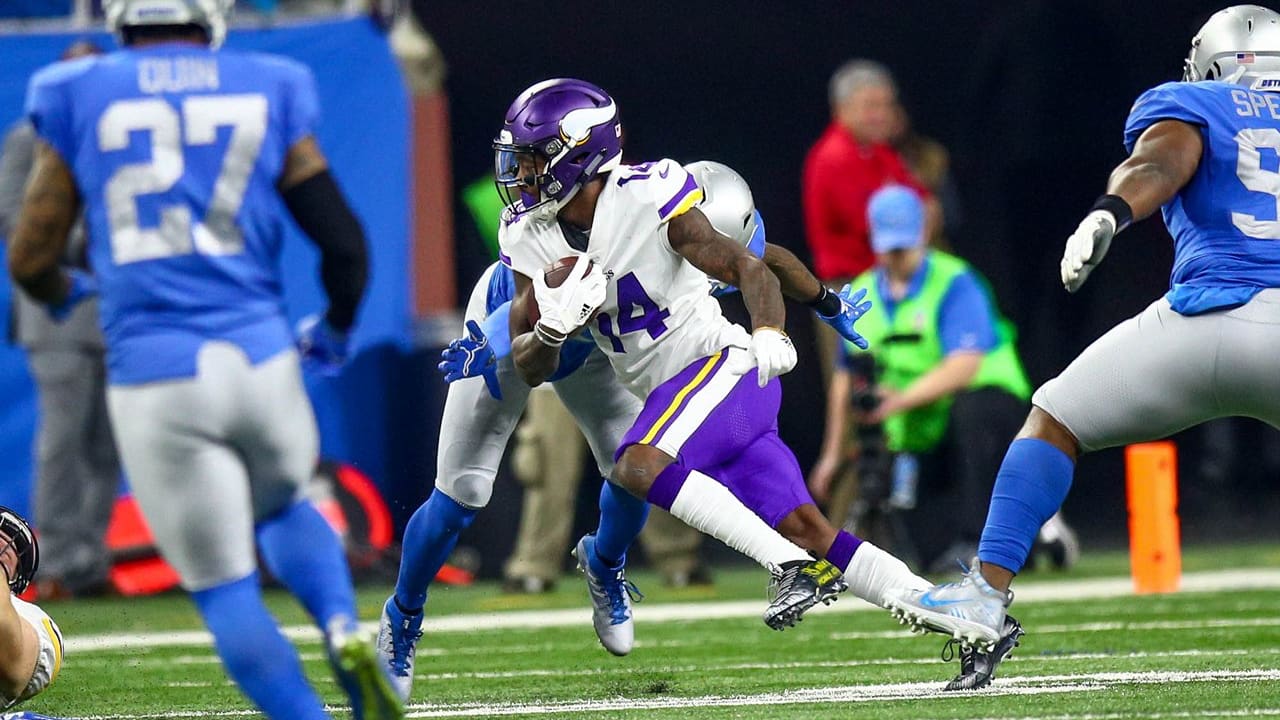 Vikings Take on the Lions on Thanksgiving Day