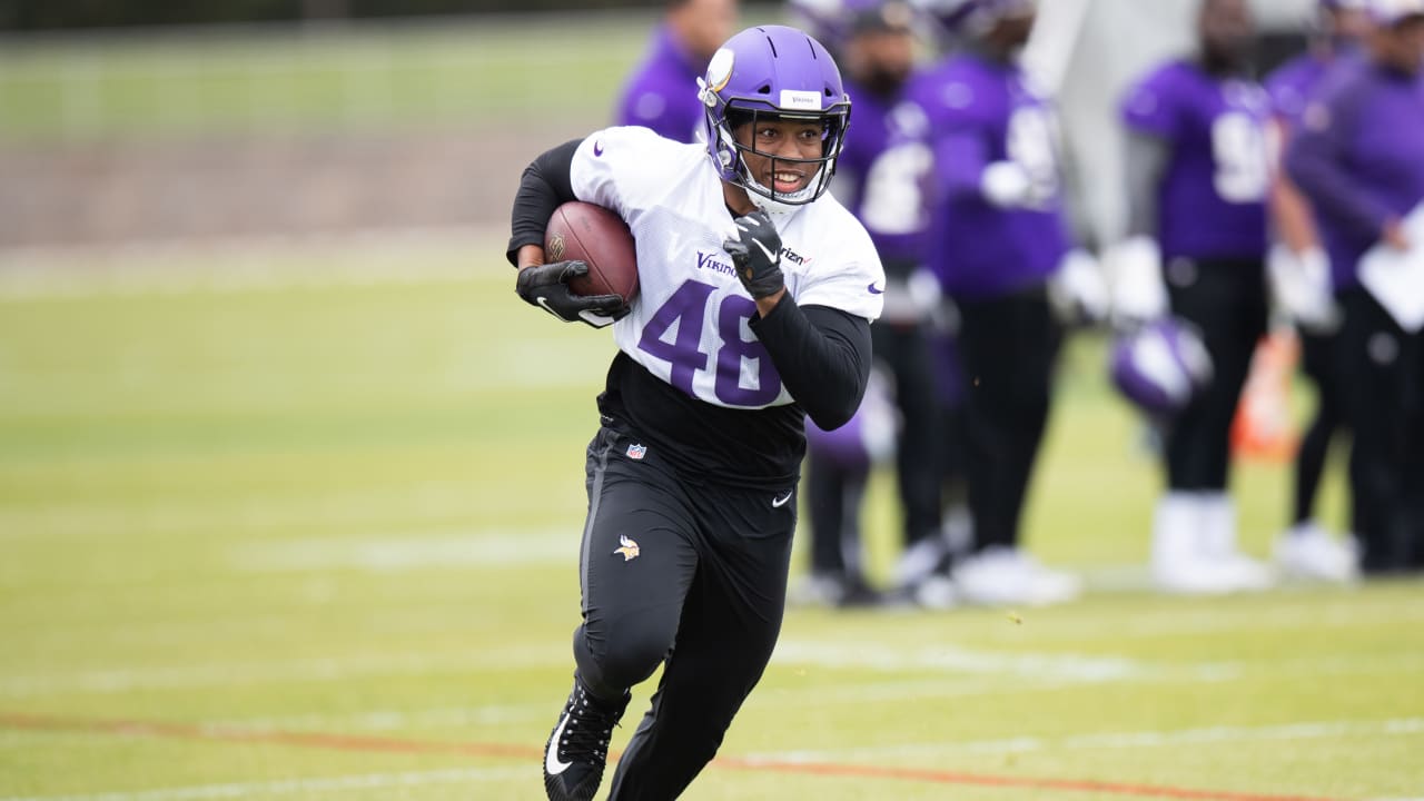 2-Minute Drill: Get to Know Vikings FB Khari Blasingame