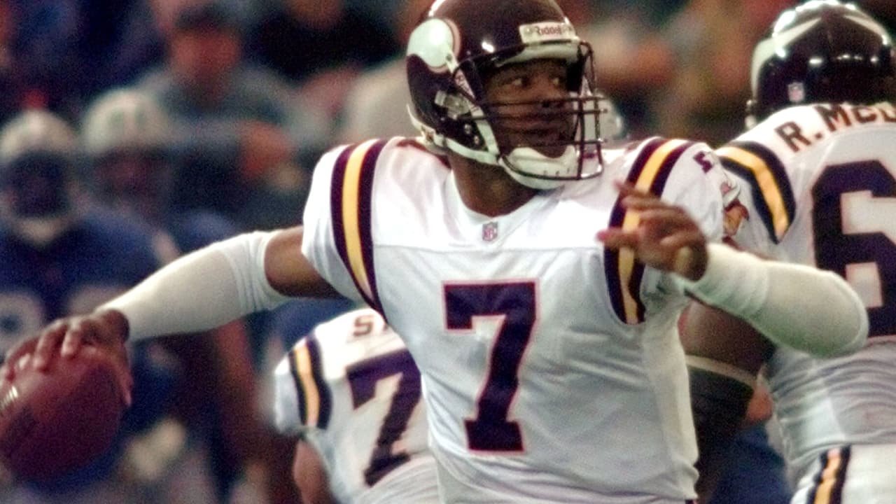 If you could go back in time and watch any one game from Randy Moss live,  which do you choose? : r/minnesotavikings