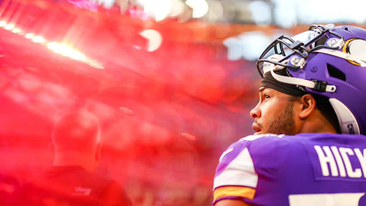 Vikings QB Kirk Cousins' historic comeback jersey on display at Pro  Football Hall Of Fame - CBS Minnesota