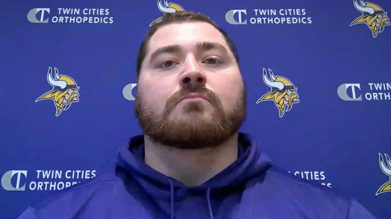 Vikings' Harrison Phillips raising funds for ex-teammate Damar Hamlin -   5 Eyewitness News