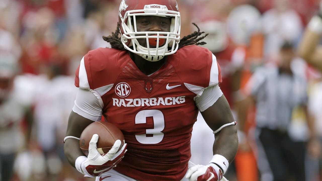 Photos: Arkansas RB Alex Collins
