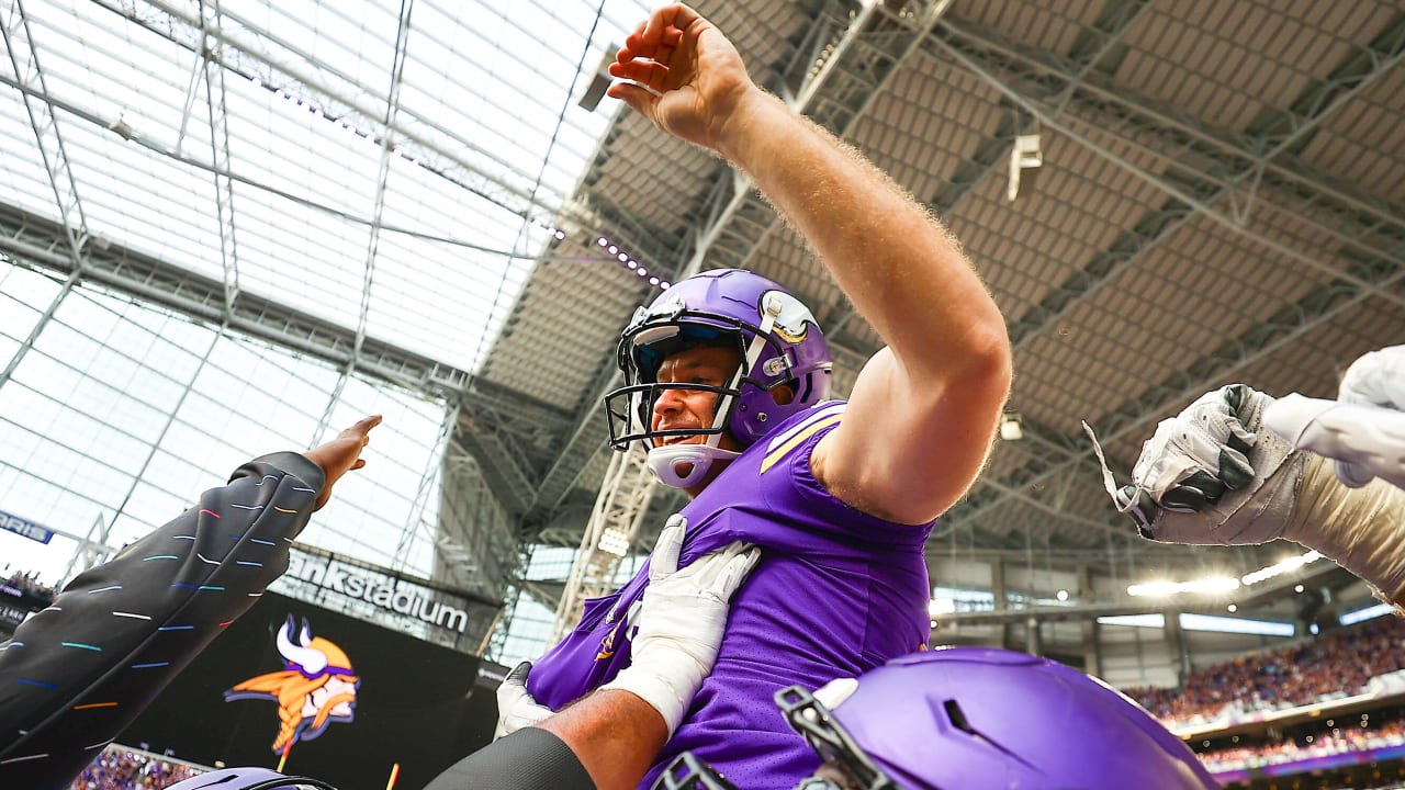 Can Vikings build off emotional win?