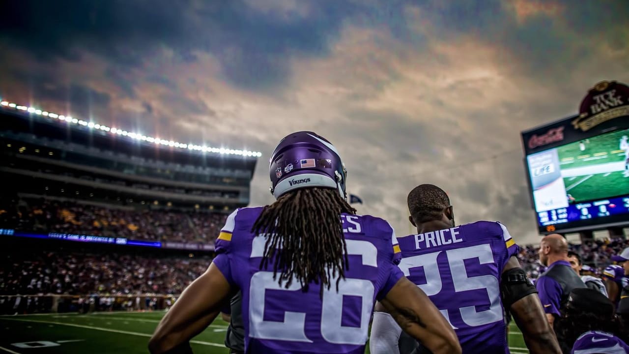Vikings vs. Raiders ThroughTheLens