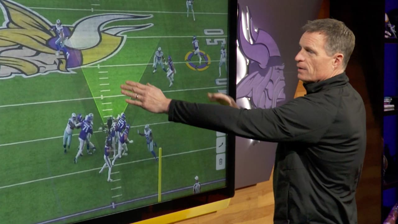 Baker's Cooking in LA  Kurt Warner Breaks Down the Game Tape