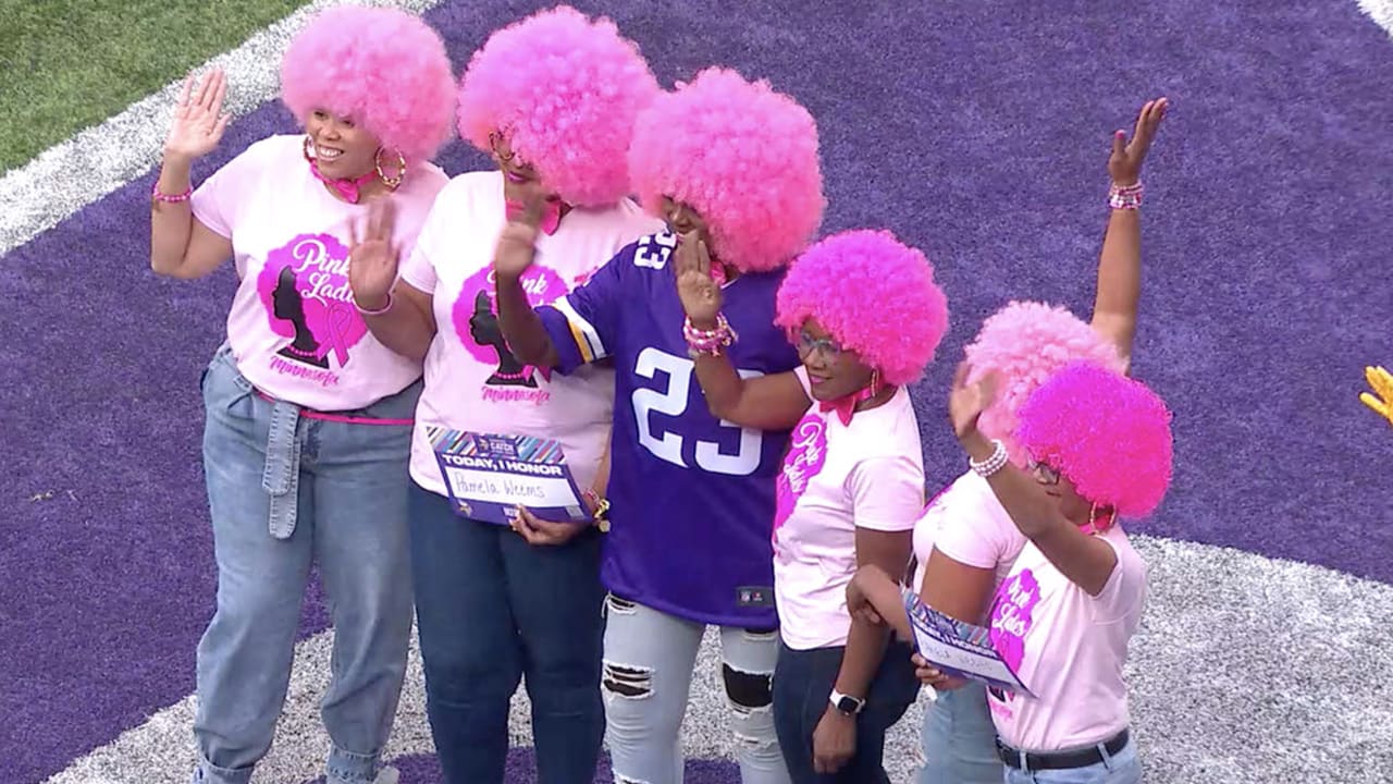 Female Dallas Cowboys fans, here is a Victoria's Secret PINK store