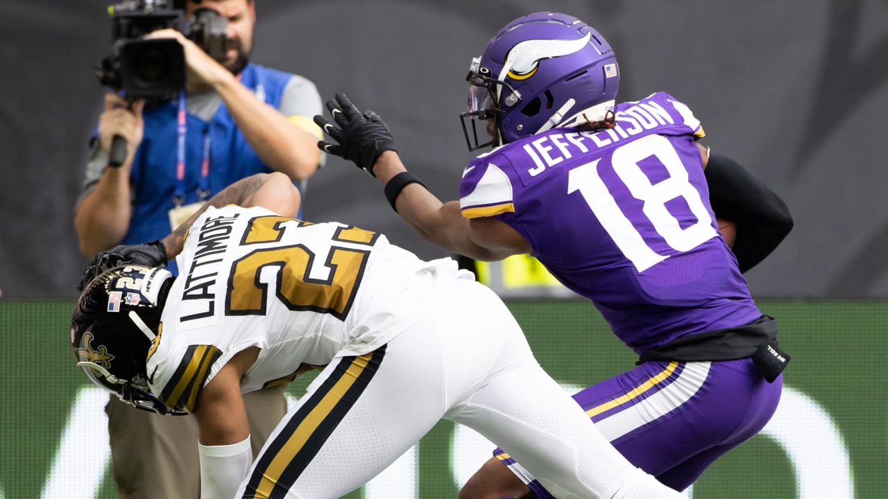 Field Access: Minnesota Vikings vs. New England Patriots