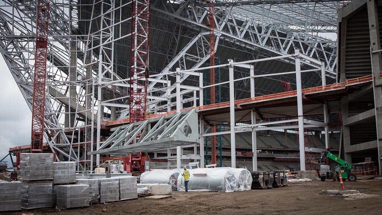 Photos World's Largest Operable Doors Arrive at U.S. Bank Stadium