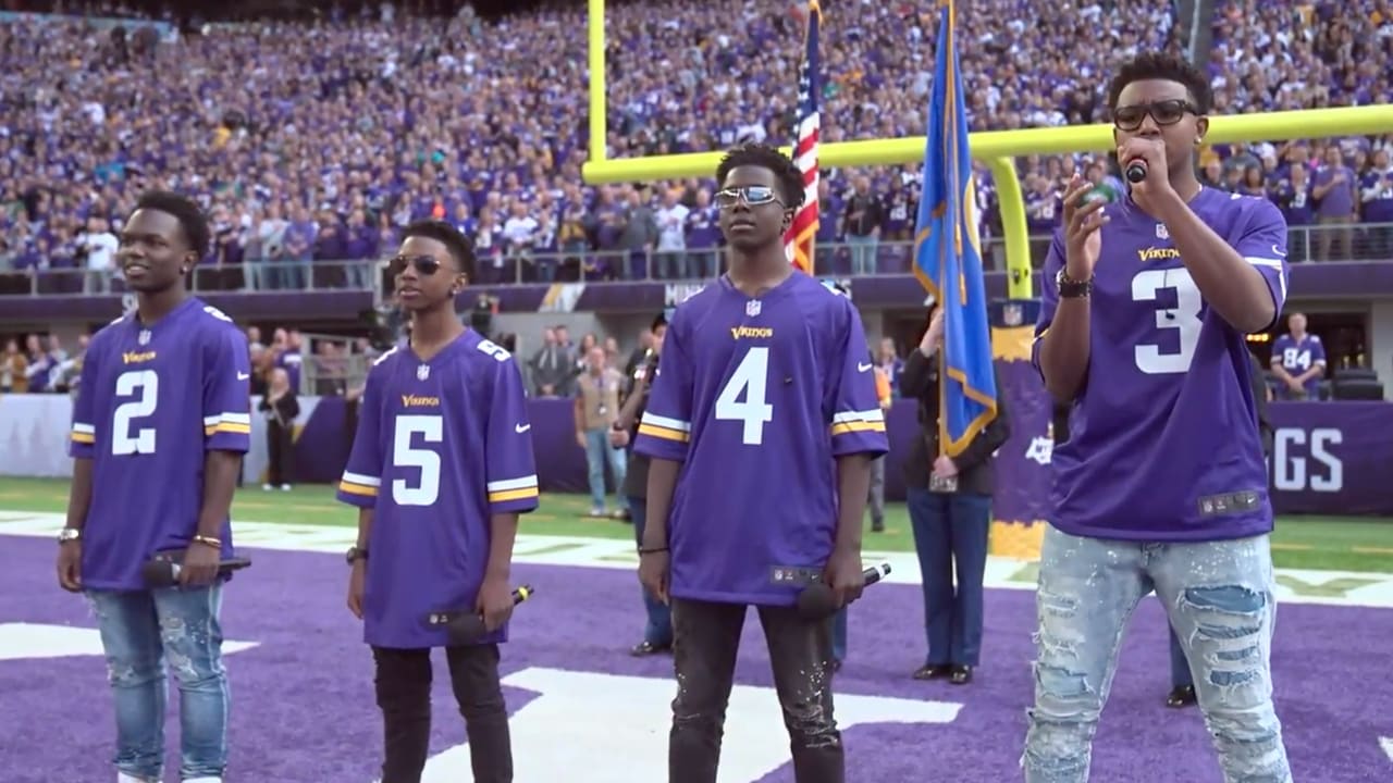 WanMor Performs The National Anthem Prior To Vikings-Jets