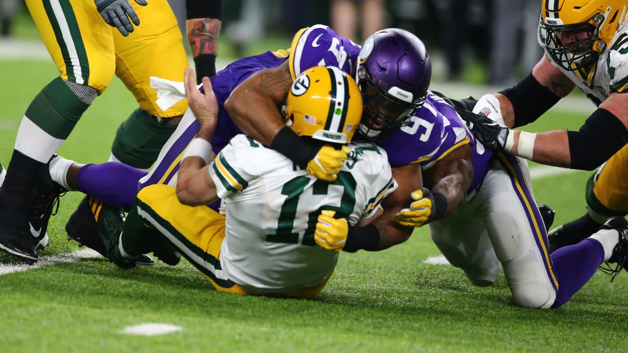 Minnesota Vikings @ Green Bay Packers headlines NFL on Saturday