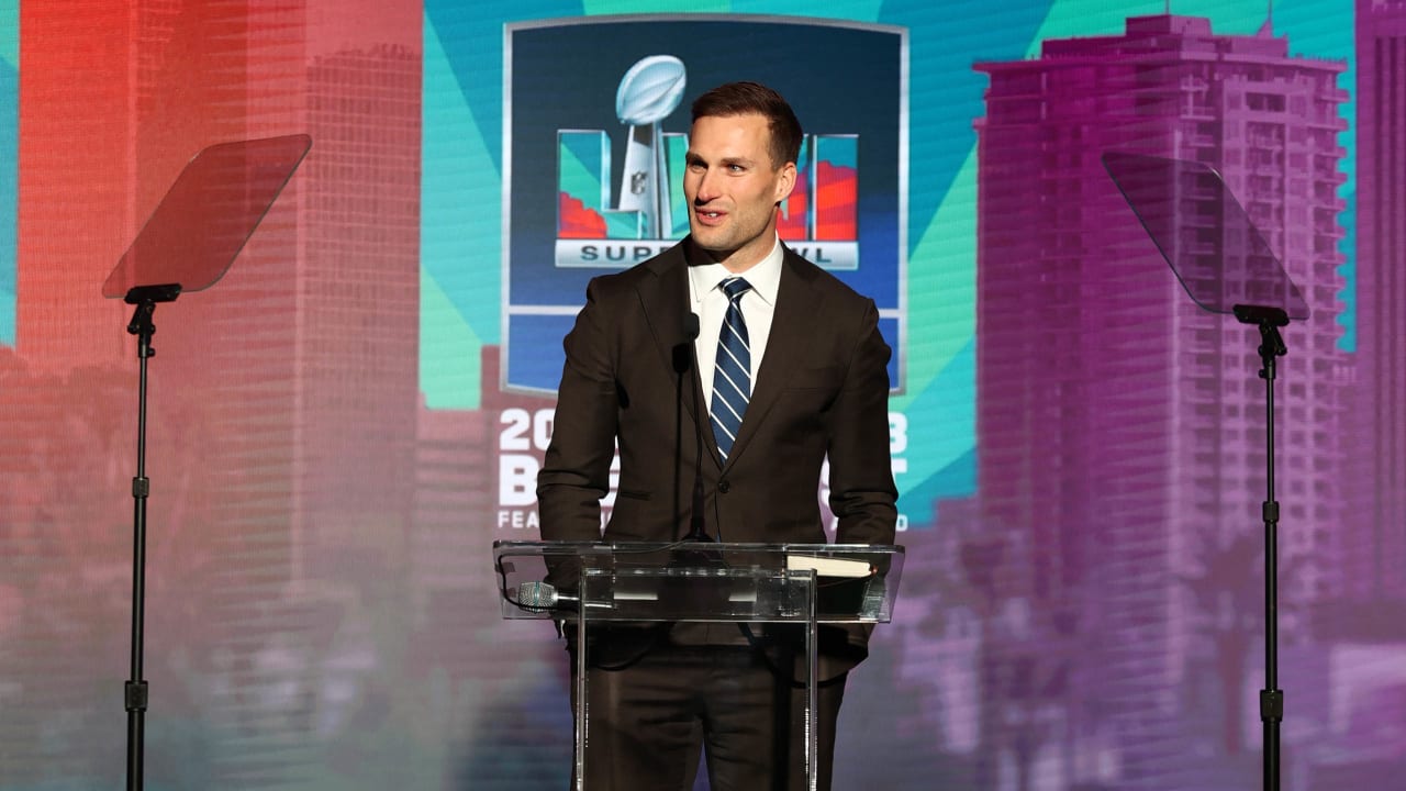 Christian Quarterback Kirk Cousins Receives Bart Starr Award - Idol Chatter