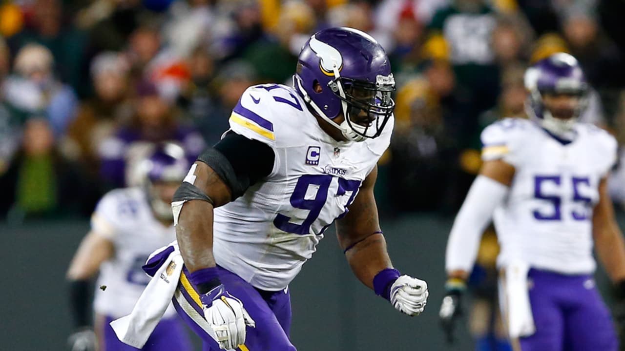 Griffen's 2nd Straight Season with 10-plus Sacks Key for Vikings