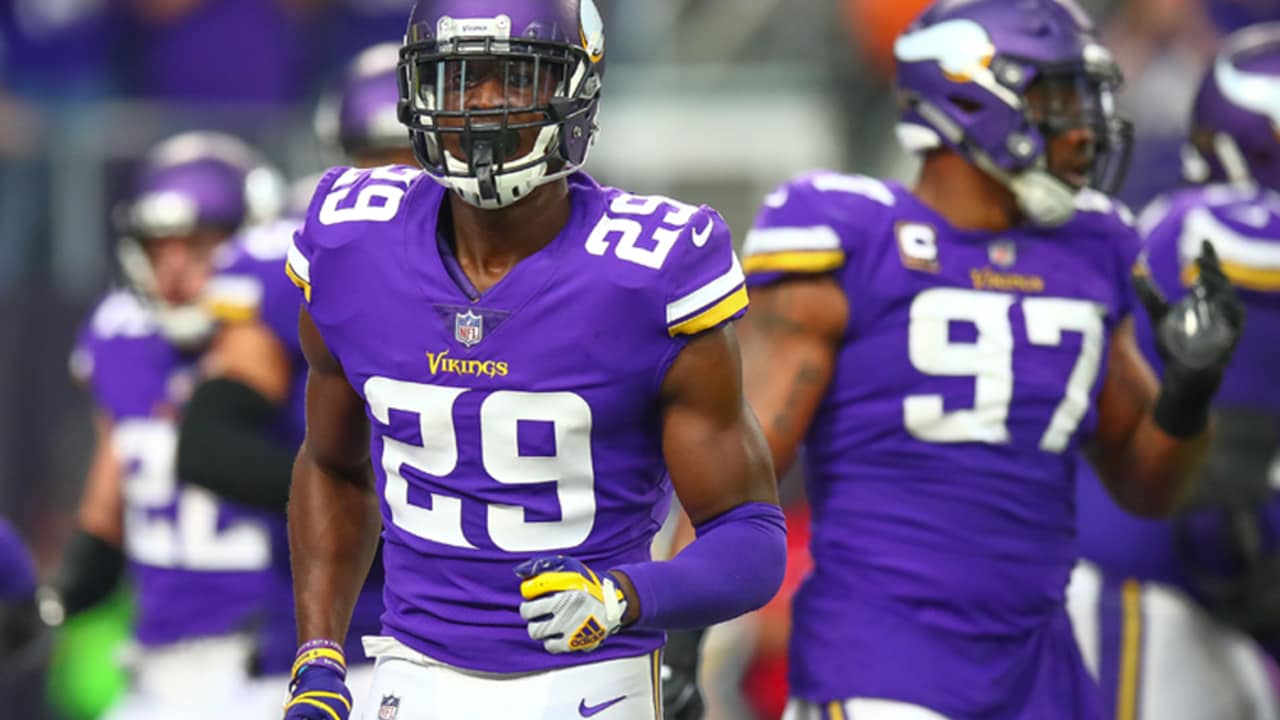 Lunchbreak: Trio of Vikings Make NFL.com's Quarter Season All-Pro Team