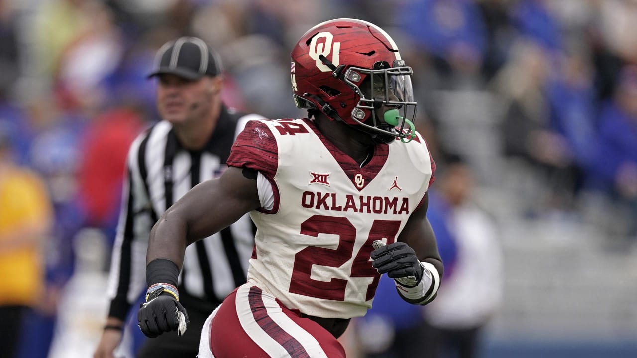 Oklahoma football player Brian Asamoah in the 2022 NFL Draft