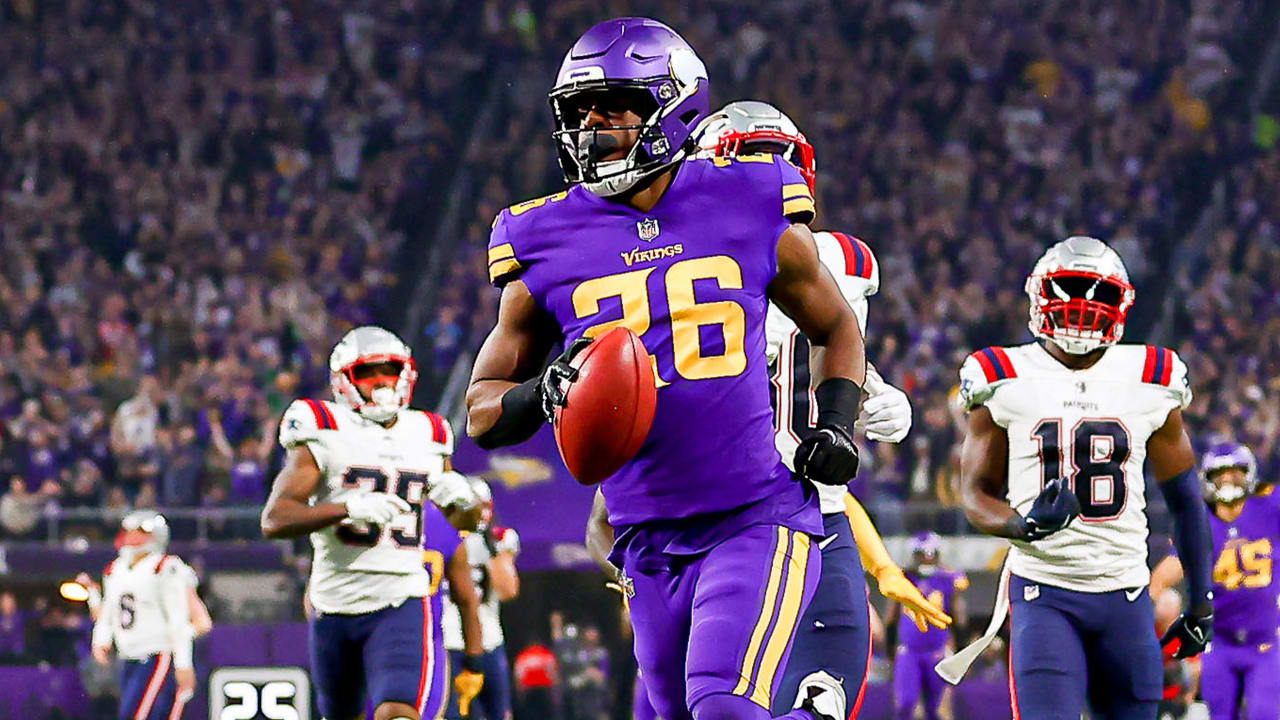 Can't-Miss Play: Big-man TD! Minnesota Vikings linebacker D.J. Wonnum  scores 51-yard TD after safety Harrison Smith's strip of Bryce Young