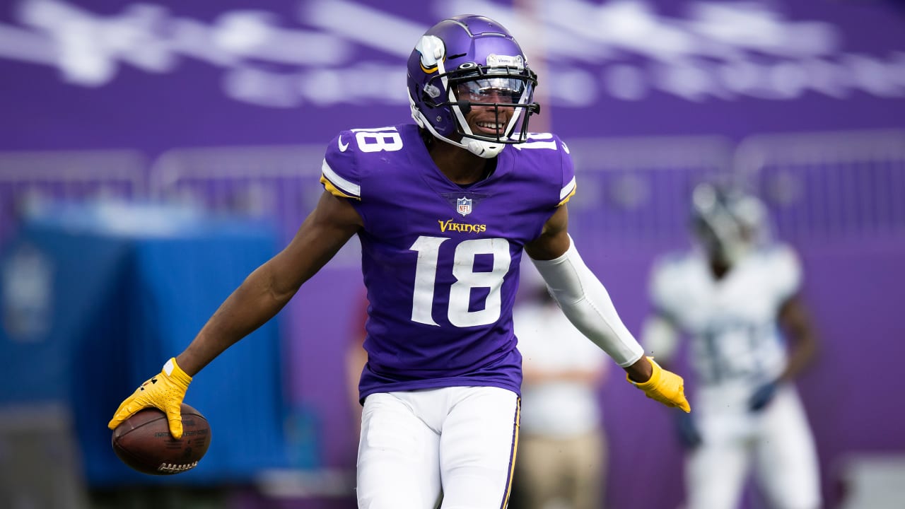 Justin Jefferson of the Minnesota Vikings celebrates a first down