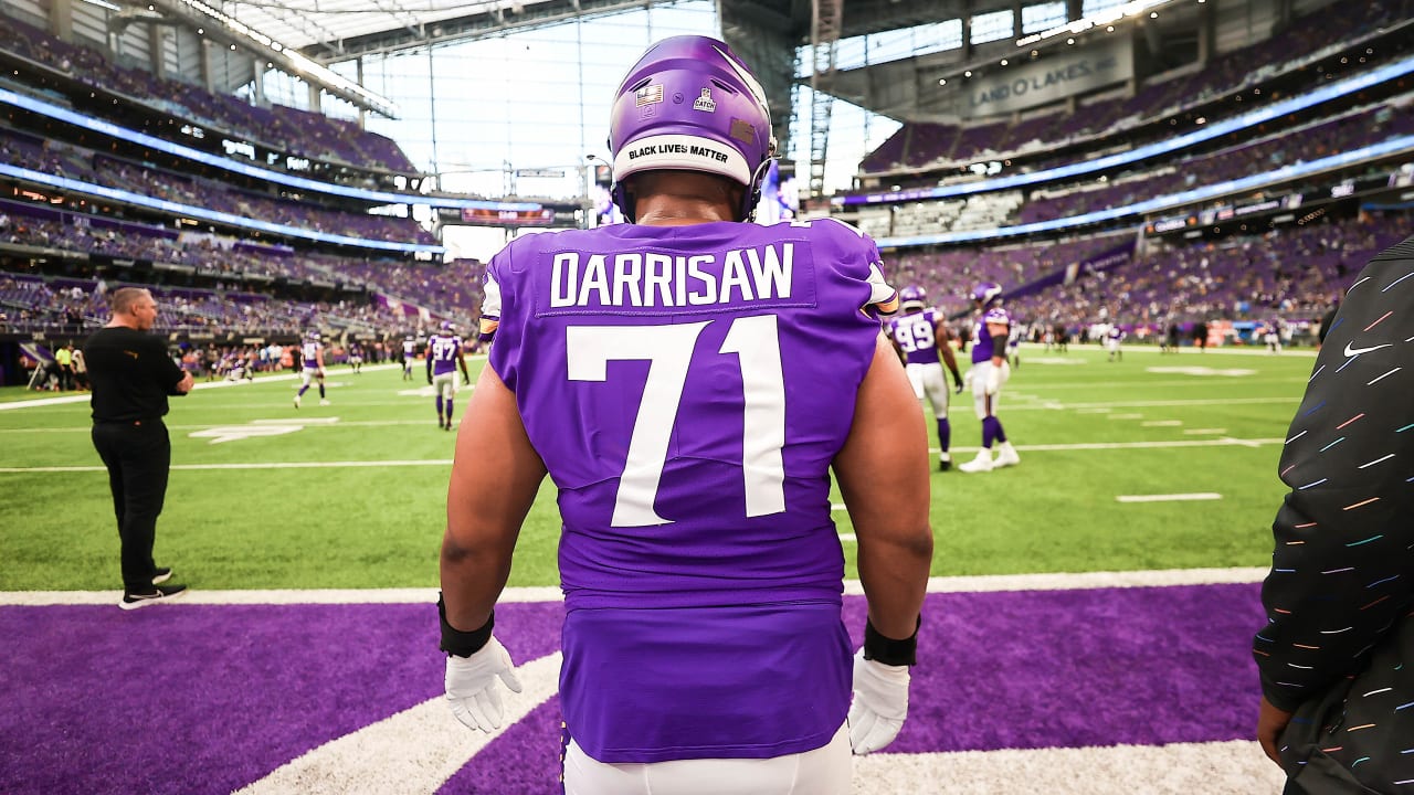 Rookie Christian Darrisaw Ready for Any Role After Debut at Left Tackle