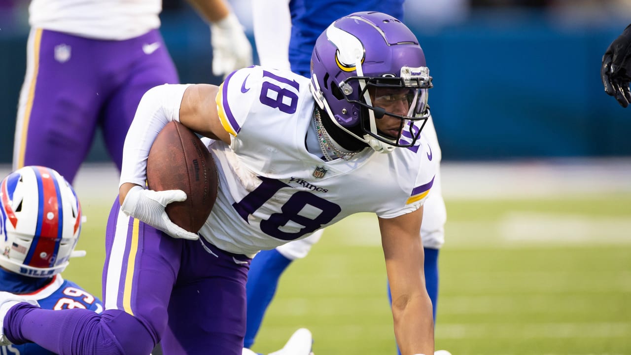 Adrian Peterson, Vikings Roll Over Bills: Analyzing Key Player