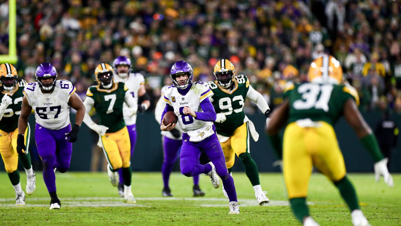 Vikings at Packers Game Observations Slip Ups on Field Mean No. 1 Seed