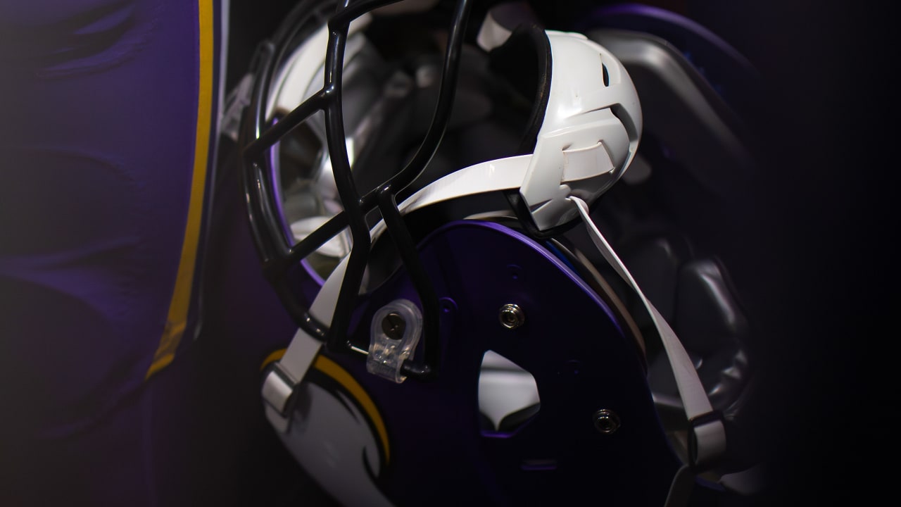 200+] Minnesota Vikings Wallpapers