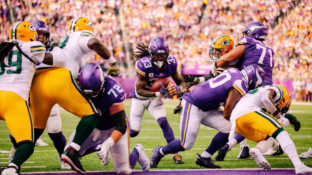 Green Bay Packers vs Minnesota Vikings Week 17 NFL game photos