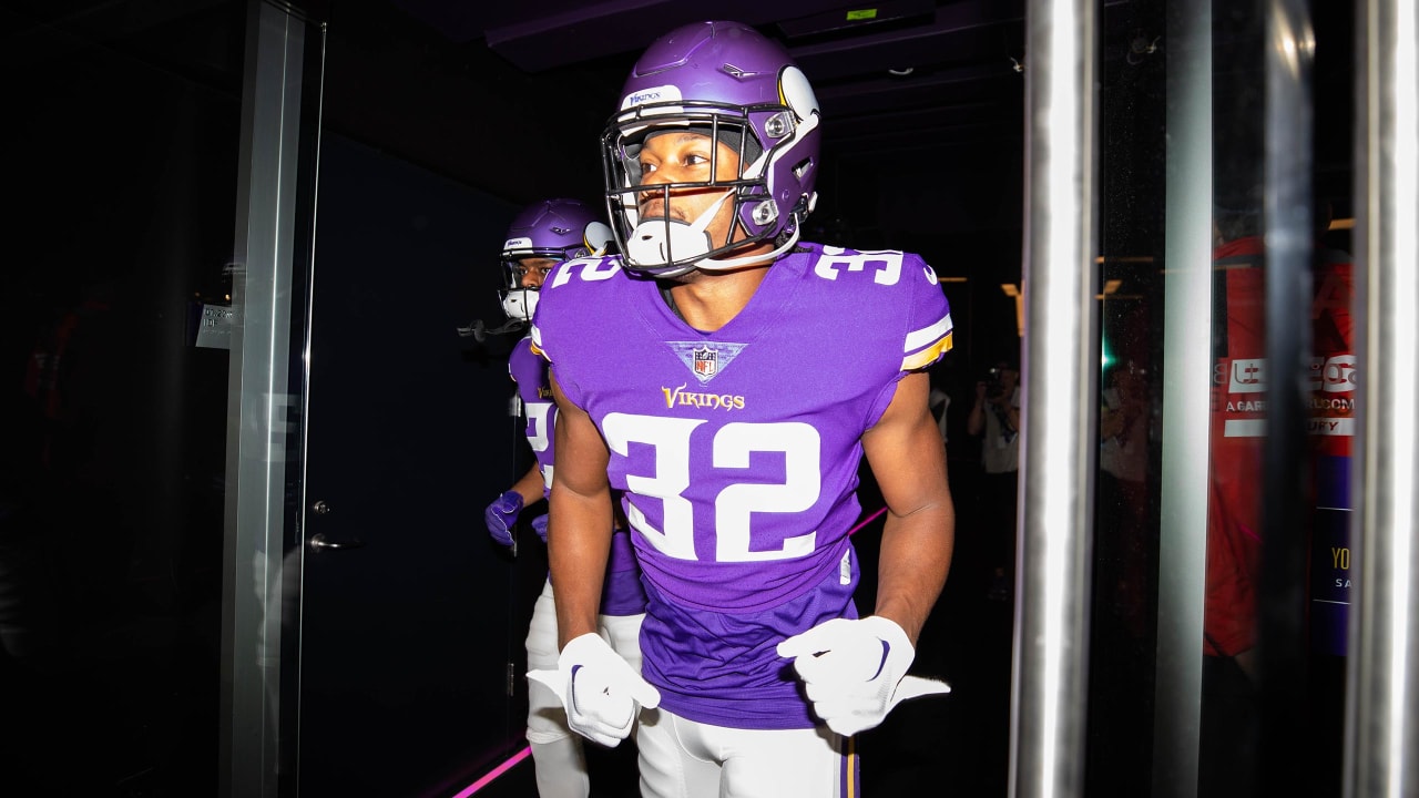 Vikings running back Ty Chandler to miss 'weeks' with broken thumb